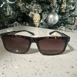 Guess Brown Tortoise Sunglasses (15)